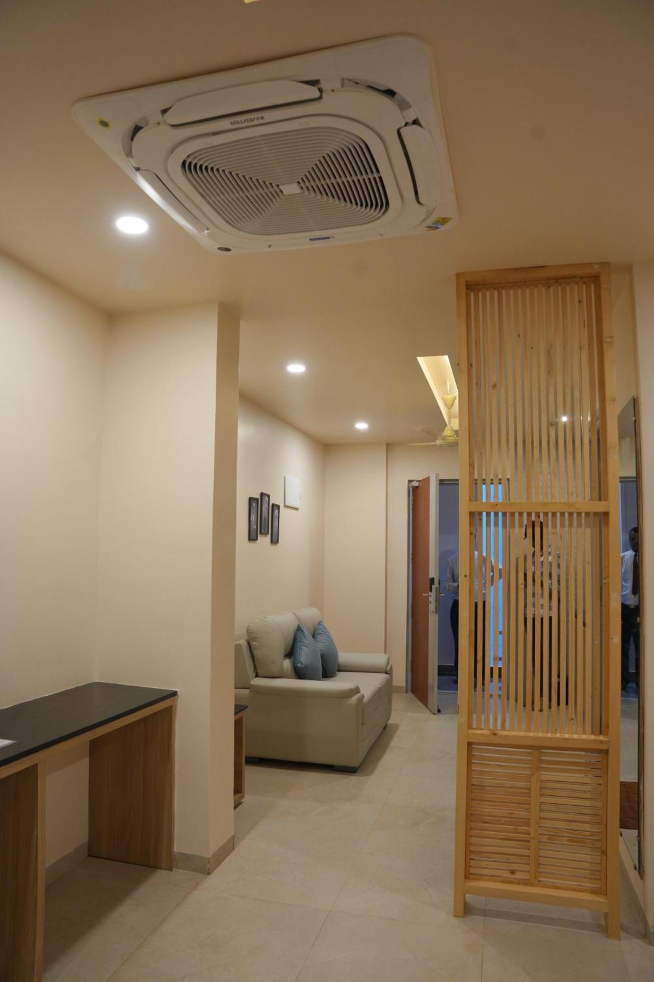 Kvp Golden Inn Tirupati Esterno foto