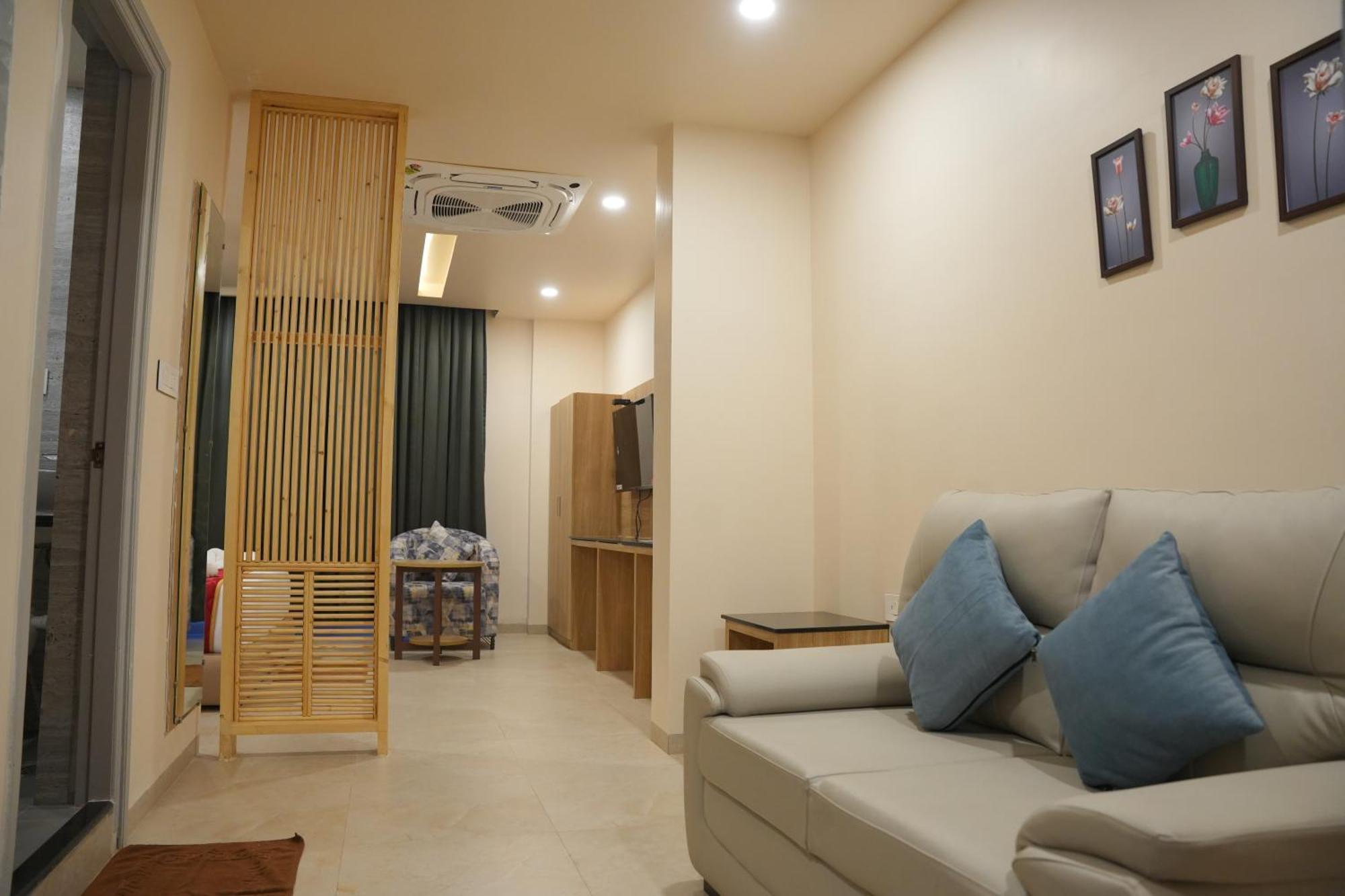 Kvp Golden Inn Tirupati Esterno foto